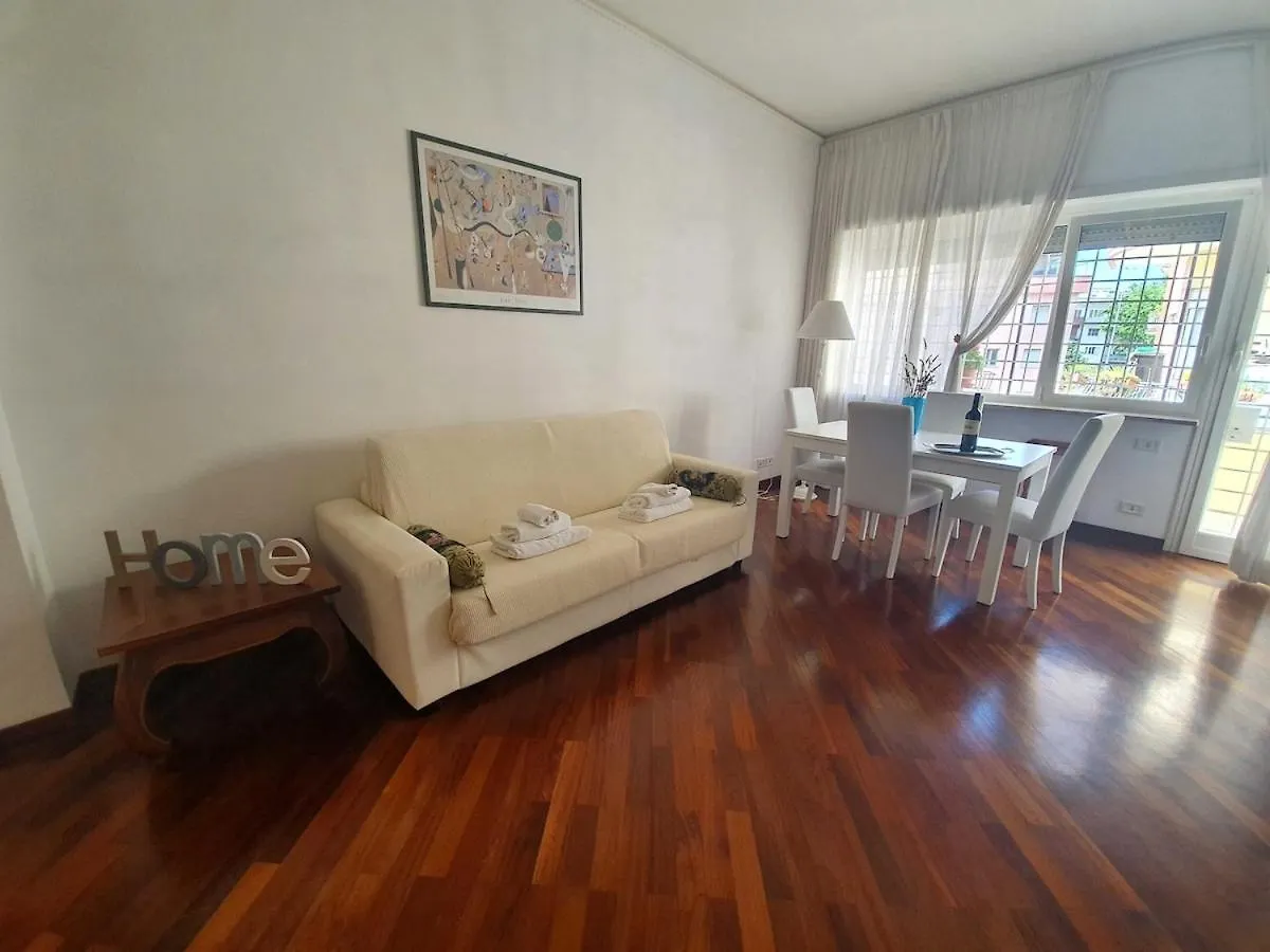 Holiday Apartment In Rome
